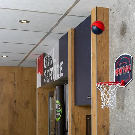 Ibis Budget Cognac Hotel 2*