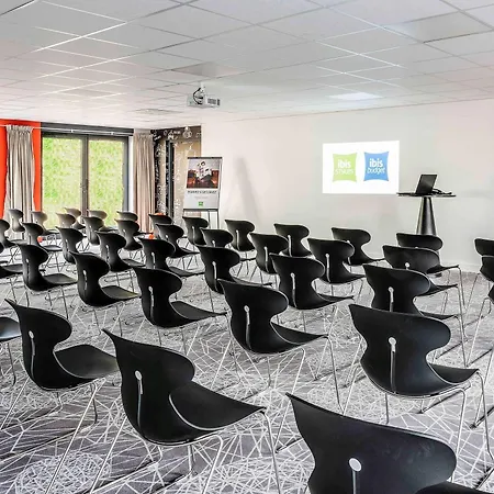 Ibis Budget Cognac Hotel 2*