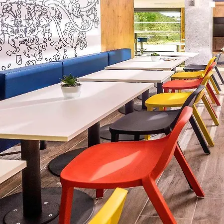 Ibis Budget Cognac Hotel Châteaubernard