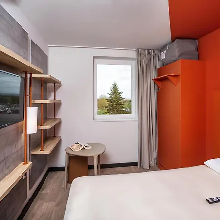 酒店 Ibis Budget Cognac 沙托贝尔纳尔