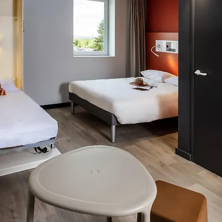 Ibis Budget Cognac Hotel 2*