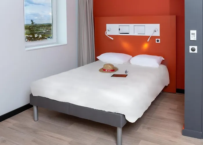 Ibis Budget Cognac Hotel 2*