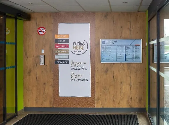 Ibis Budget Cognac Hotel 2*