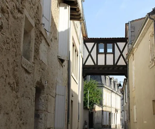 Ibis Budget Cognac Hotel 2*