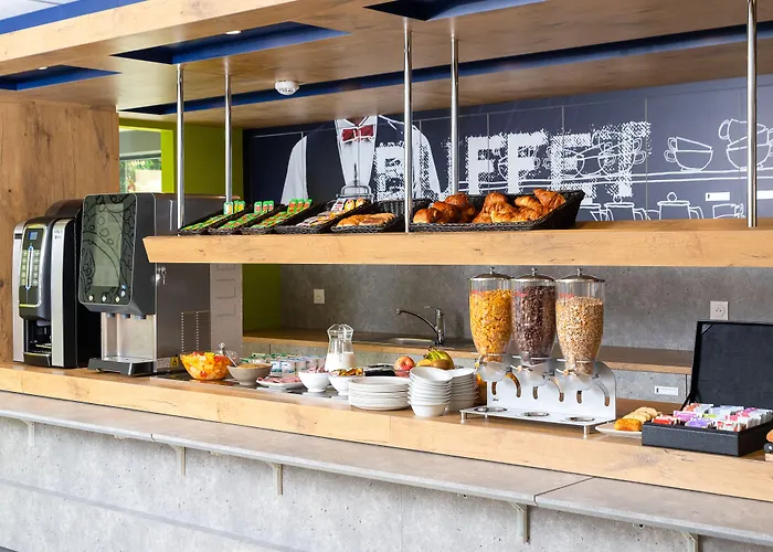 Ibis Budget Cognac Hotel 2*